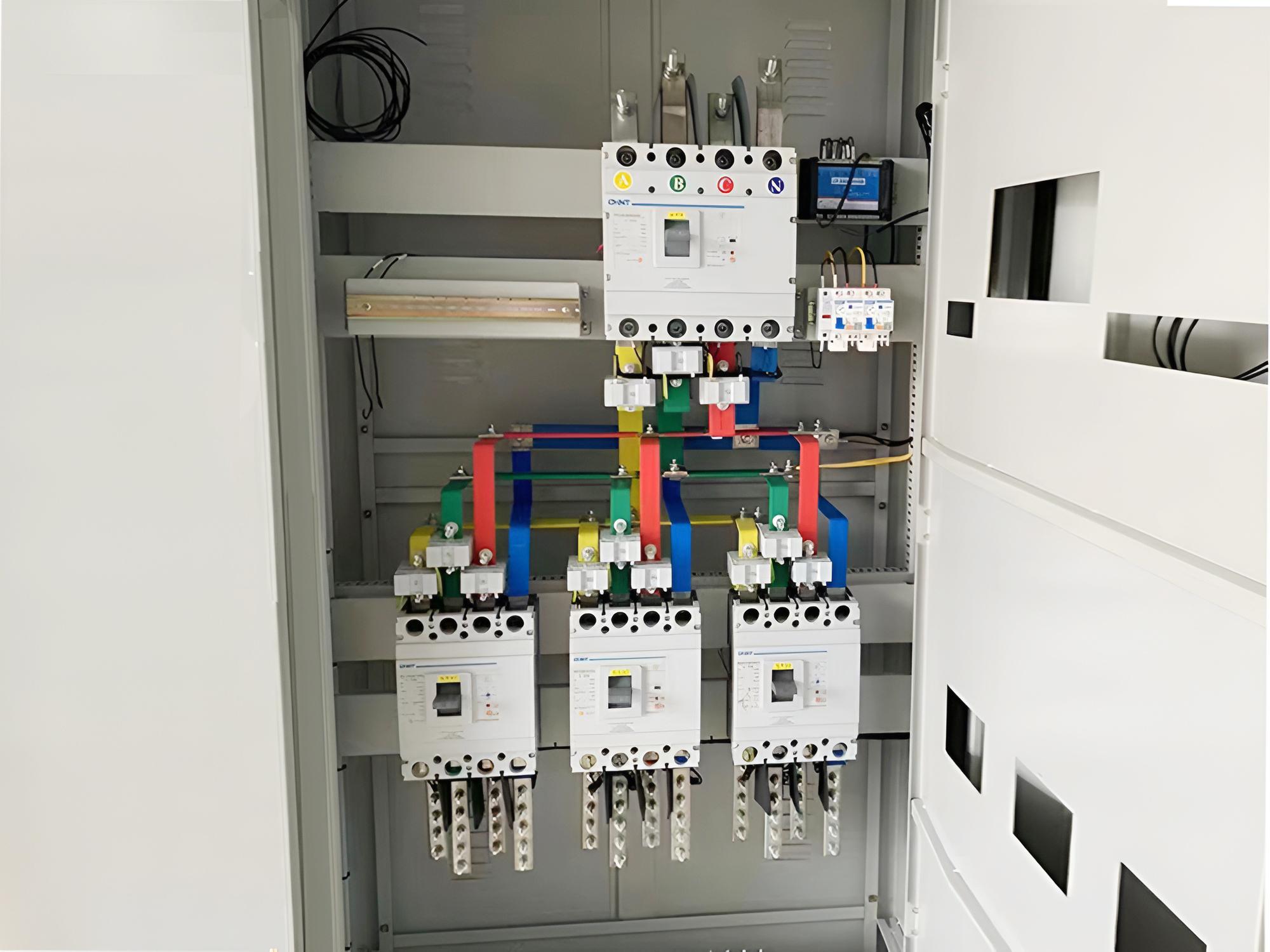 德力西品牌開關(guān)配電柜